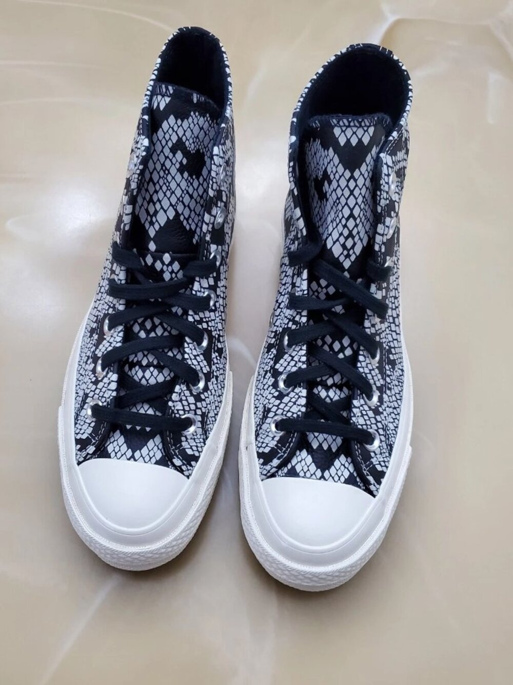 Converse Python Chuck 70 High Top Women's Leather Shoes Size 5 Animal 570355C - Picture 4 of 9